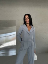 Стильний класичний костюм сiрого кольору 29009