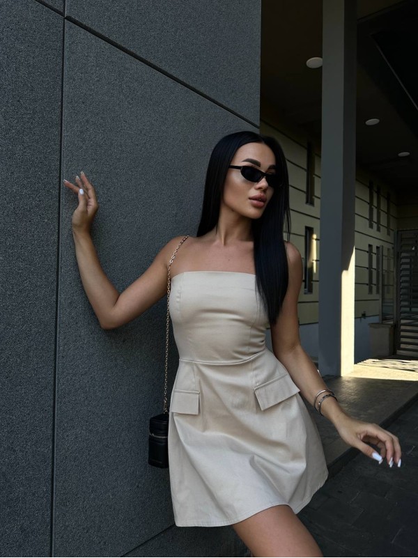 Базова сукня міні бежевого кольору 29036