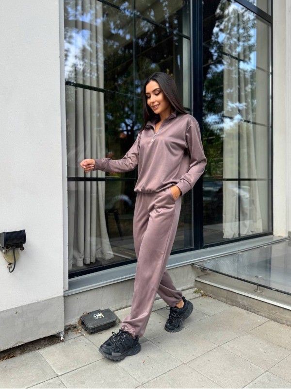 Жіночий спортивний костюм із трикотажу кавового кольору 29184
