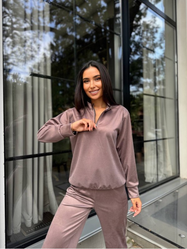 Жіночий спортивний костюм із трикотажу кавового кольору 29184