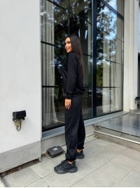 Жіночий спортивний костюм із трикотажу чорного кольору 29186