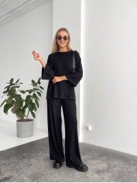 Жіночий прогулянковий костюм вільного крою чорного кольору 29210