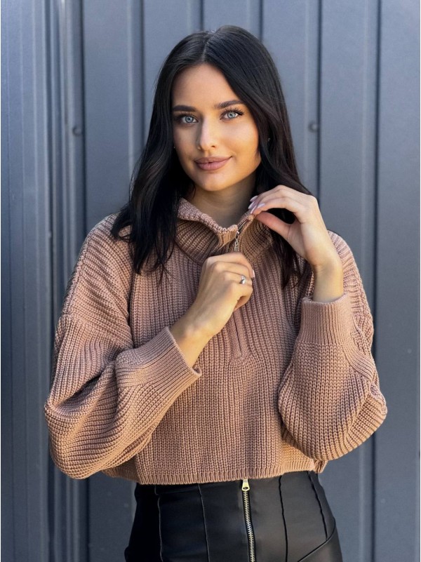 Укорочений жіночий светр на блискавці бежевого кольору 29285