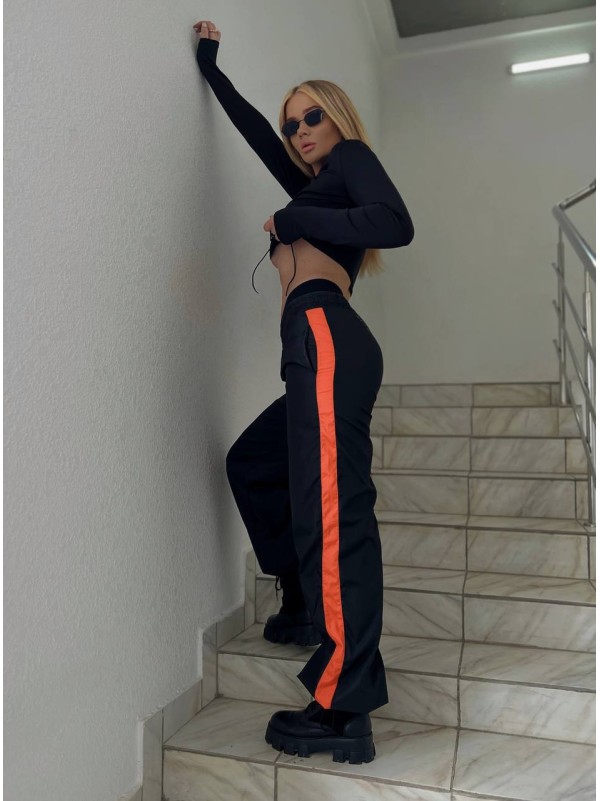 Жіночі широкі штани чорного кольору 29429