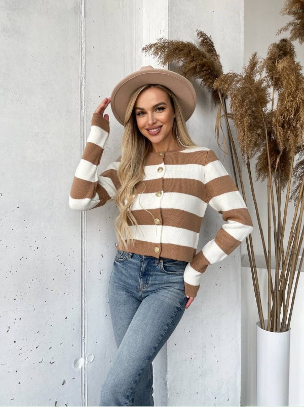 Жіноча кофта на гудзиках у кавову смужку білого кольору 29587