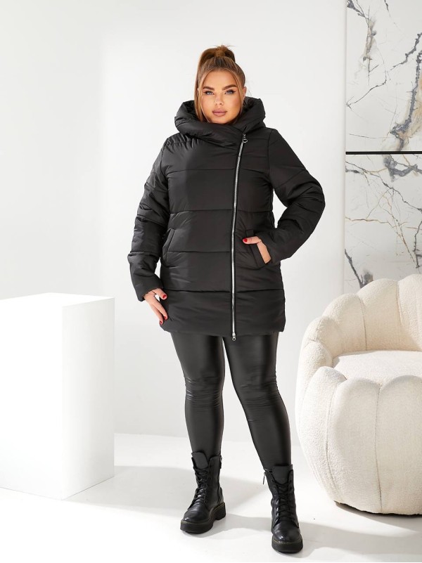 Жіноча зимова куртка чорного кольору 29650