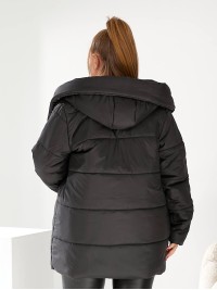 Жіноча зимова куртка чорного кольору 29650