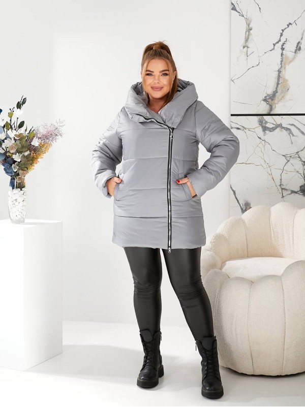 Жіноча зимова куртка сiрого кольору 29652