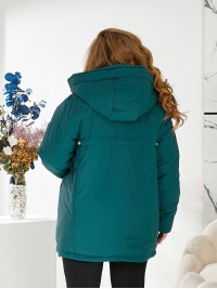 Жіноча зимова куртка з капюшоном смарагдового кольору 29757